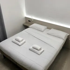 Hotel Roy, Silea